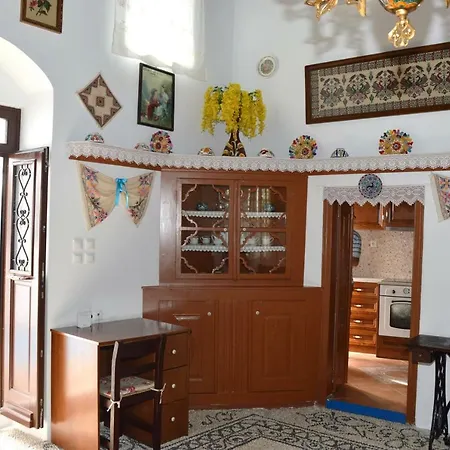 Traditional House Ferienhaus *